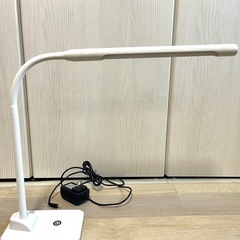 LEDデスクスタンド シンプル 白
