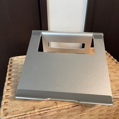 折りたたみノートパソコンスタンド