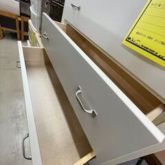 【ジモティ来店特価！！】　4段チェスト　ホワイト　J-11158の画像