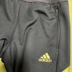 160センチ　adidas ズボンの画像