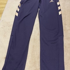 160センチ　adidas ズボンの画像