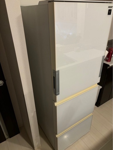 冷蔵庫  SHARP 両開き プラズマクラスター搭載 SJ-GW35C