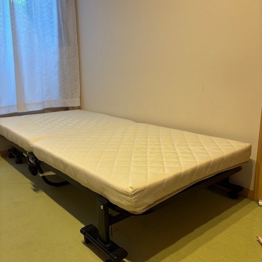 折りたたみベッド