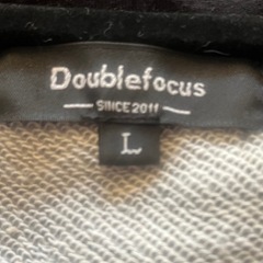 Doublefocus スプラッシュプリント フーディー Lサイズ メンズの画像