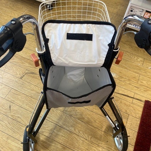 ?折りたたみ?AIJ トライウォーカー TR-62BK 3輪歩行車 千鳥ブラック インタージェット 移動補助 シルバーカー　NO.16