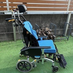 車椅子　介護用　リクライニング付き