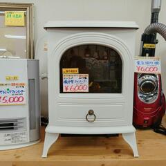 スリーアップ☆暖炉型ファンヒーター☆CH-133☆2017年製☆ホワイトカラー,オシャレデザイン、作動確認済みです。【こちらは店舗です。浜村鹿野温泉ICから3分 買取本舗 宮本リサイクル 営業時間9～19時 定休日水曜のみ←連絡できませんm(_ _)m】の画像