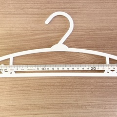 ♦️【美品】子どもサイズ 洋服ハンガー 10個セットの画像