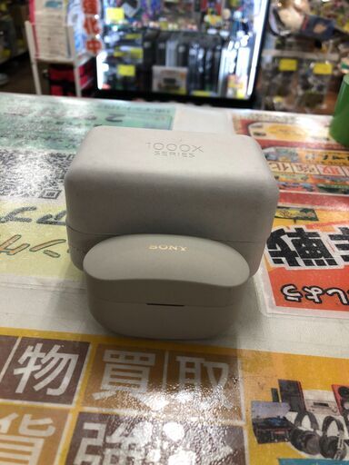 ソニー SONY ワイヤレスノイズキャンセリングイヤホン プラチナシルバー WF-1000XM4  堺市 石津 ジャングルジャングル石津