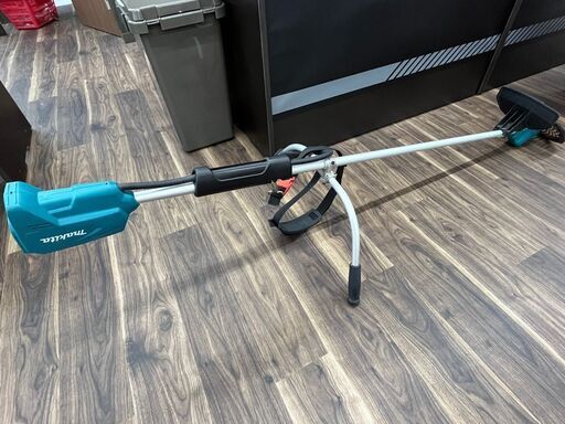 【中古】マキタ　充電式刈払機　MUR142UB【ハンズクラフト熊本けやき通り店】