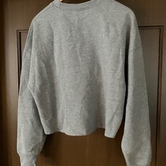 新品　Mサイズ　wilol fable トレーナーの画像