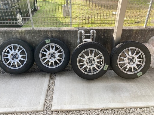 ブリヂストンスタッドレス ブリザック VRX 2019年製 4本 185/60R15