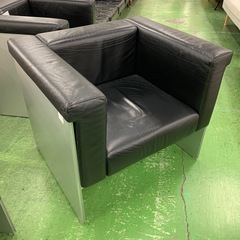 CASSINA 1人掛けソファー