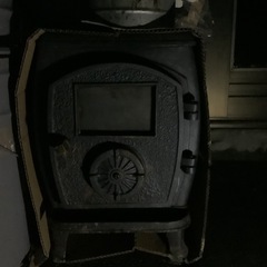 鋳物製薪ストーブ
