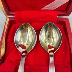 k1123607 万博 スプーン ソ連特産品 純銀仕上げ エストニア 純銀製 刻印付き 2セット 箱付き 記念品 昭和レトロ コレクション 中古品の画像
