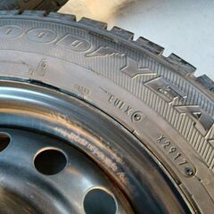 冬15インチ トヨタ用 185/65R15 日本製【~95％ 富山】20プリウス 20系/30系 30プリウス アリオン プレミオ カルディナ PCD100 トヨタ純正 鉄ホイール 中古 4本 2017年スタッドレスタイヤの画像