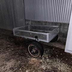 荷台トレーラーけん引の画像