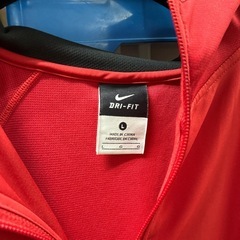 ハッピ1枚とナイキのドライフィットLサイズの画像