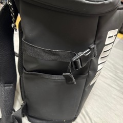 PUMAスクールバックの画像