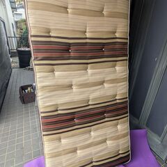 シモンズ　DEEP　SLEEP　マットレス　ベッドフレームセット　170*970*1980の画像