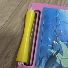 子供用パズル８冊とケースのセットの画像