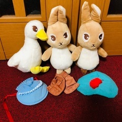 半額以下　新品 ピーターラビット ぬいぐるみ ３点セット