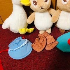 半額以下　新品 ピーターラビット ぬいぐるみ ３点セットの画像