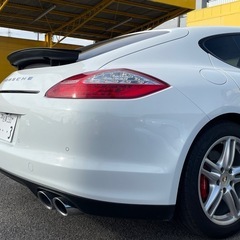 🟣ポルシェの有る生活　ポルシェパナメーラ　スポーツクロノパッケージの画像