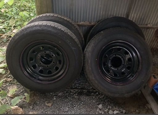 【引き取り限定】デイトナ　タイヤセット