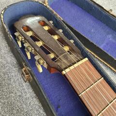 【本日限り】アコースティックギター　ケース入の画像