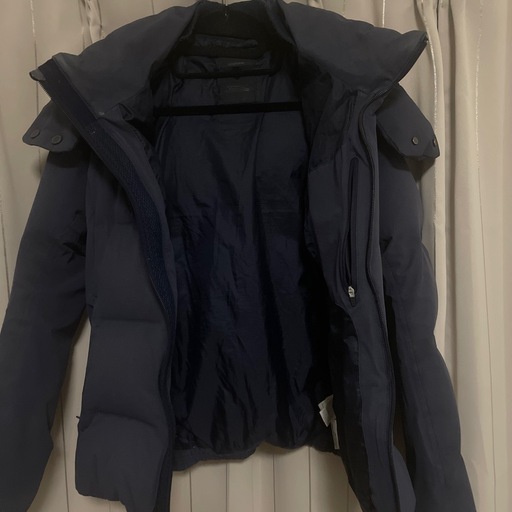 お値打ち！水沢ダウン（DESCENTE）ネイビーMサイズ