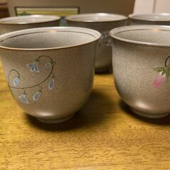 美濃焼 湯呑み5ヶ（未使用品）急須無しの画像