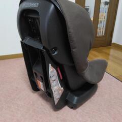 maxi cosi マキシ　コシ　 priori チャイルドシートの画像