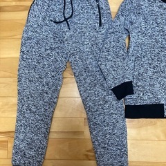②Navyセットアップ　160サイズの画像