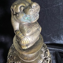 希少品アンティーク 骨董時代物古代 神獣 香炉 美術 工芸32x18cm金属製の画像