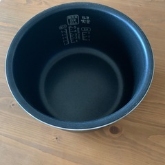 取引中【美品】炊飯器5.5合炊き　アイリスオーヤマ　米屋の旨みの画像