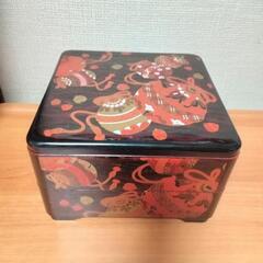美品 おせち料理の入っていた2段重箱　の画像