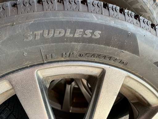 スタッドレスレスタイヤ165/60R15  BRIDGESTONE VRX2