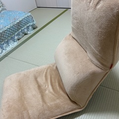 お渡しの方決定【取りに来ていただける方限定】garageの座椅子の画像