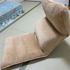 お渡しの方決定【取りに来ていただける方限定】garageの座椅子の画像