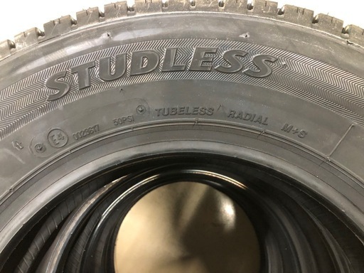 国内メーカー(BS)スタッドレスタイヤ145/80R12 ブリヂストン４本セット(数量限定)