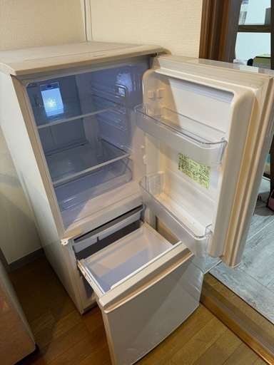 シャープ 冷蔵庫 つけかえどっちもドア プラズマクラスター搭載 137L ベージュ SJ-PD14B-C