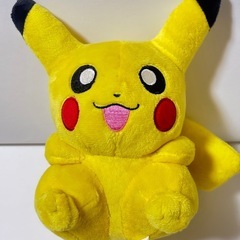 ポケモン初代　ピカチュウ音が鳴るぬいぐるみ