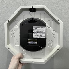 ちょっと可愛い、壁掛け電波時計の画像