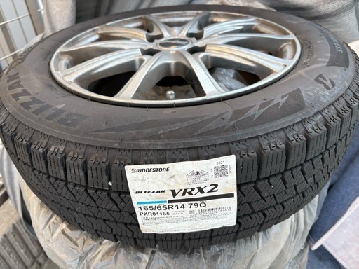 ブリヂストン　スタッドレスホイール付　165/65R14
