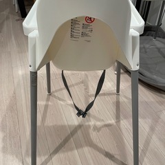 IKEA(イケア) ANTILOP ハイチェア トレイ付の画像