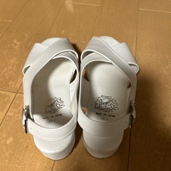 美品　ナースシューズ　ナースサンダルの画像