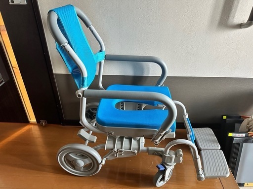 【取説付】ウチエ シャワーラクV シャワーキャリー 入浴用車椅子 介護用【ほぼ新品】