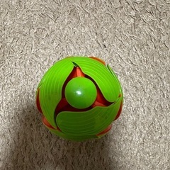 スイッチピッチ てんてんだま 投げると色が変わるボール ボール 不思議なボールの画像