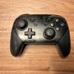 Nintendo Switch 純正プロコントローラー